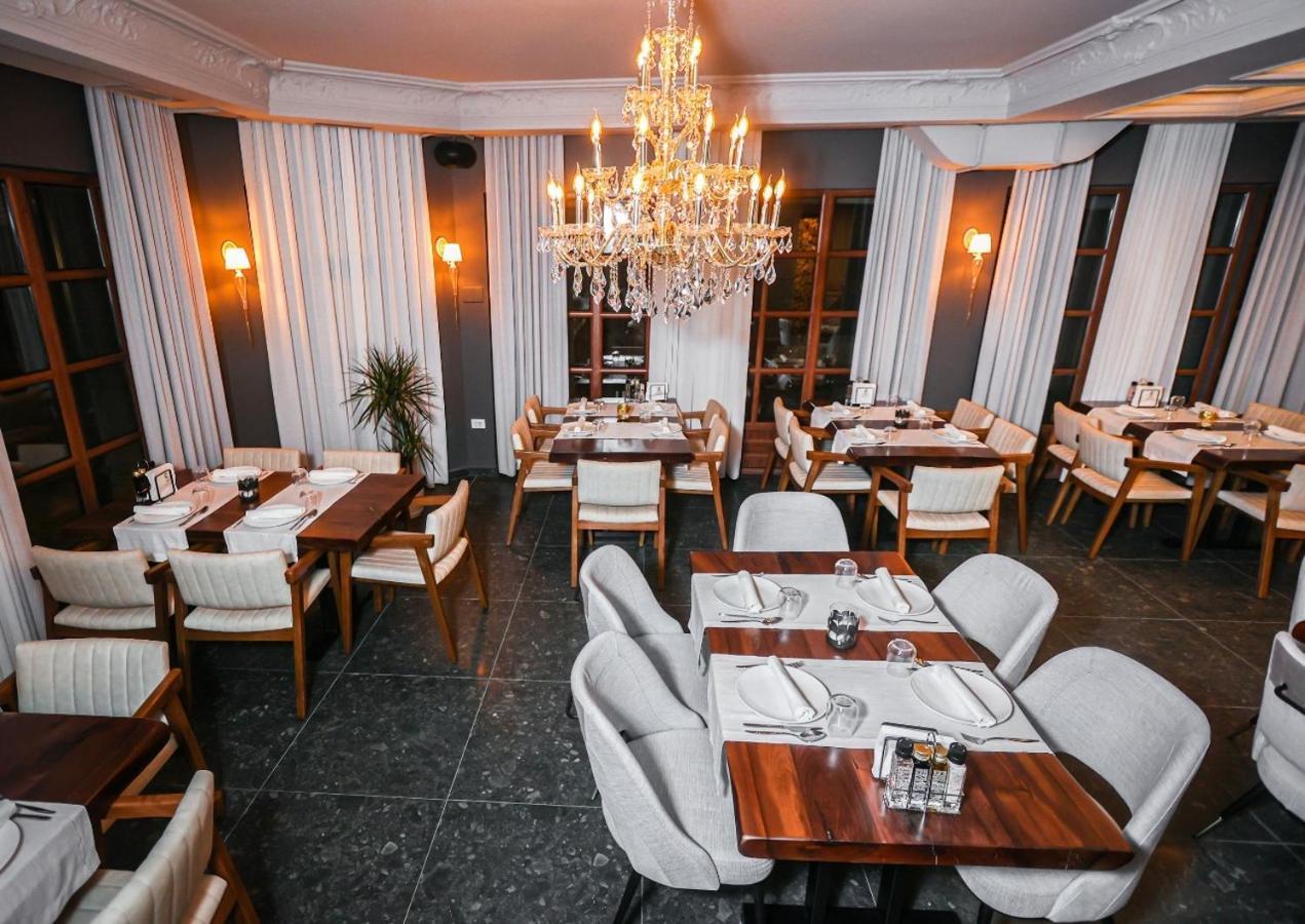 Villa Domenico Корча Екстериор снимка