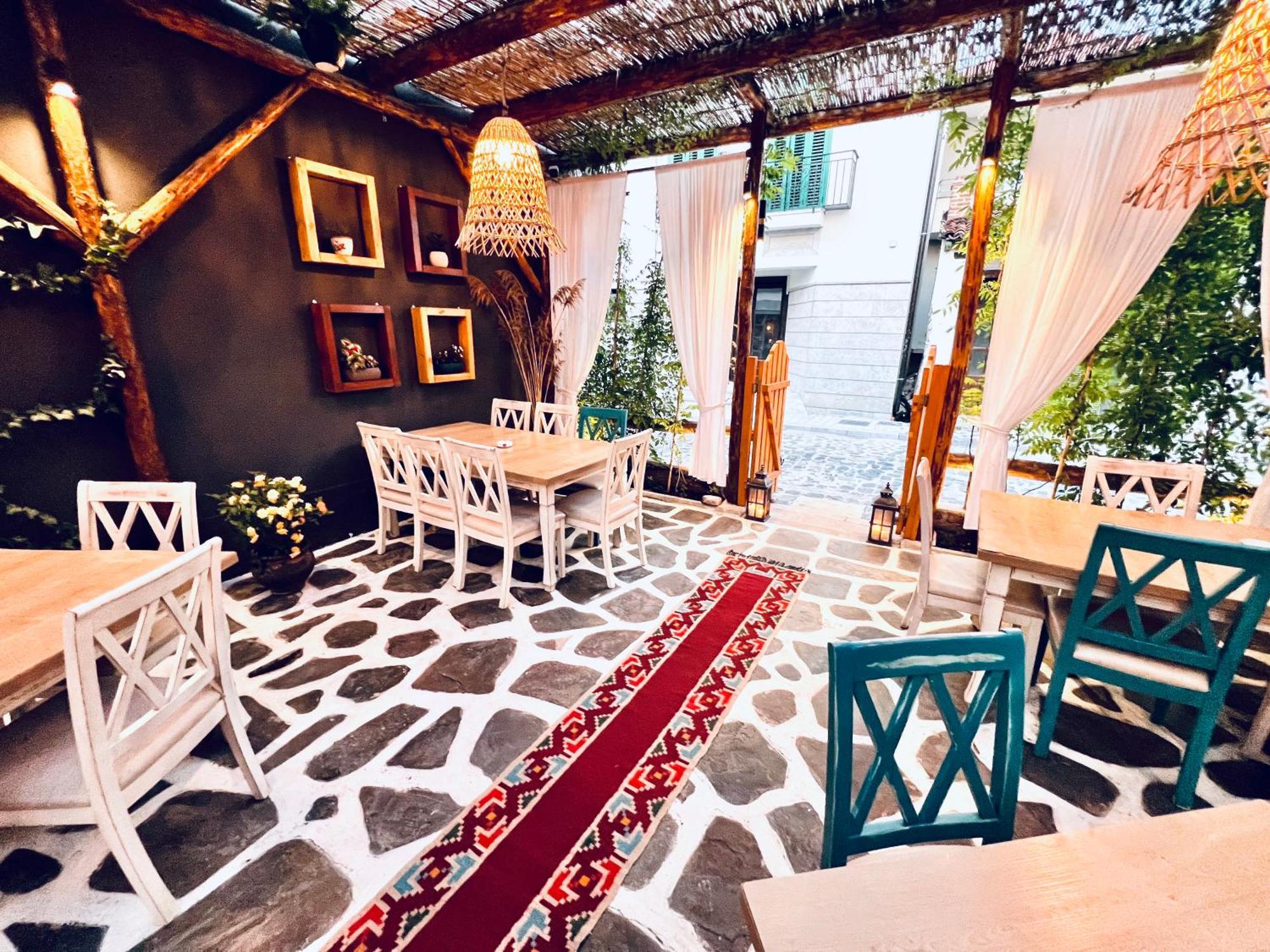 Villa Domenico Корча Екстериор снимка